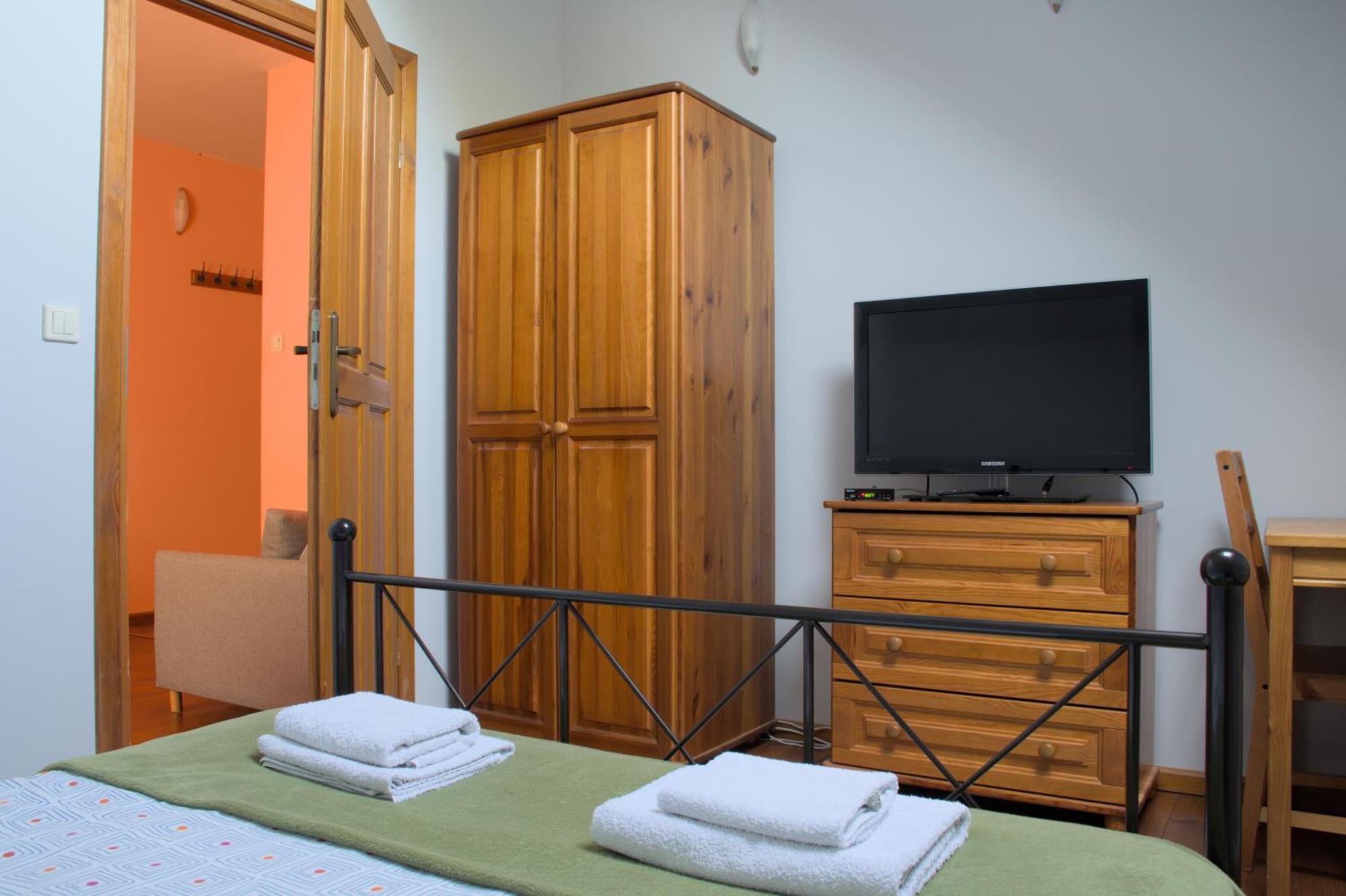 Gosciniec Kocmierzow Bed & Breakfast Sandomierz Bagian luar foto