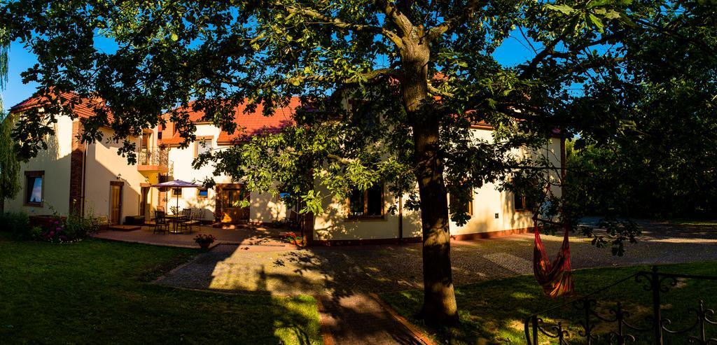 Gosciniec Kocmierzow Bed & Breakfast Sandomierz Bagian luar foto
