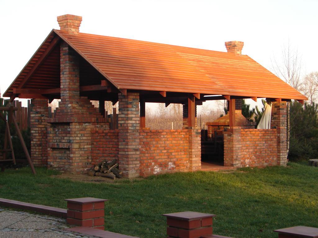 Gosciniec Kocmierzow Bed & Breakfast Sandomierz Bagian luar foto