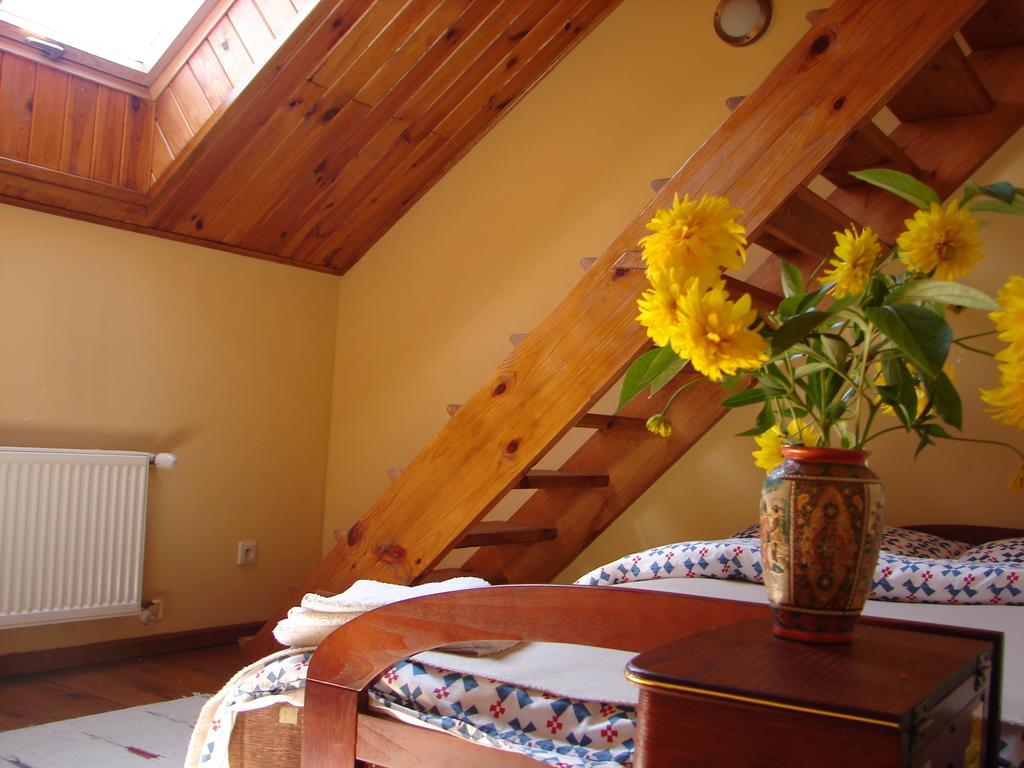 Gosciniec Kocmierzow Bed & Breakfast Sandomierz Ruang foto